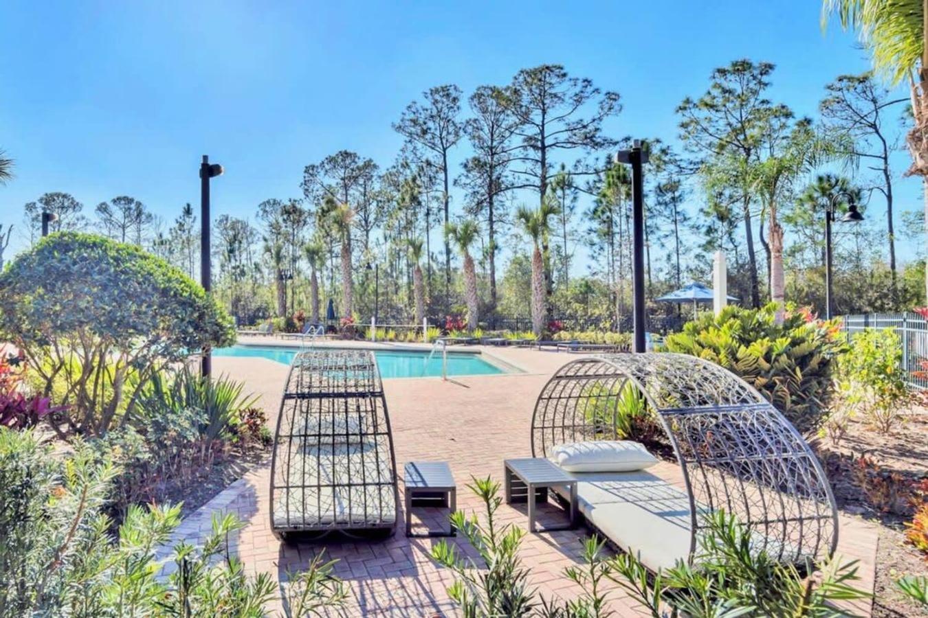Modern 2Br Condo - Hot Tub And Pool - Near Disney Orlando Bagian luar foto
