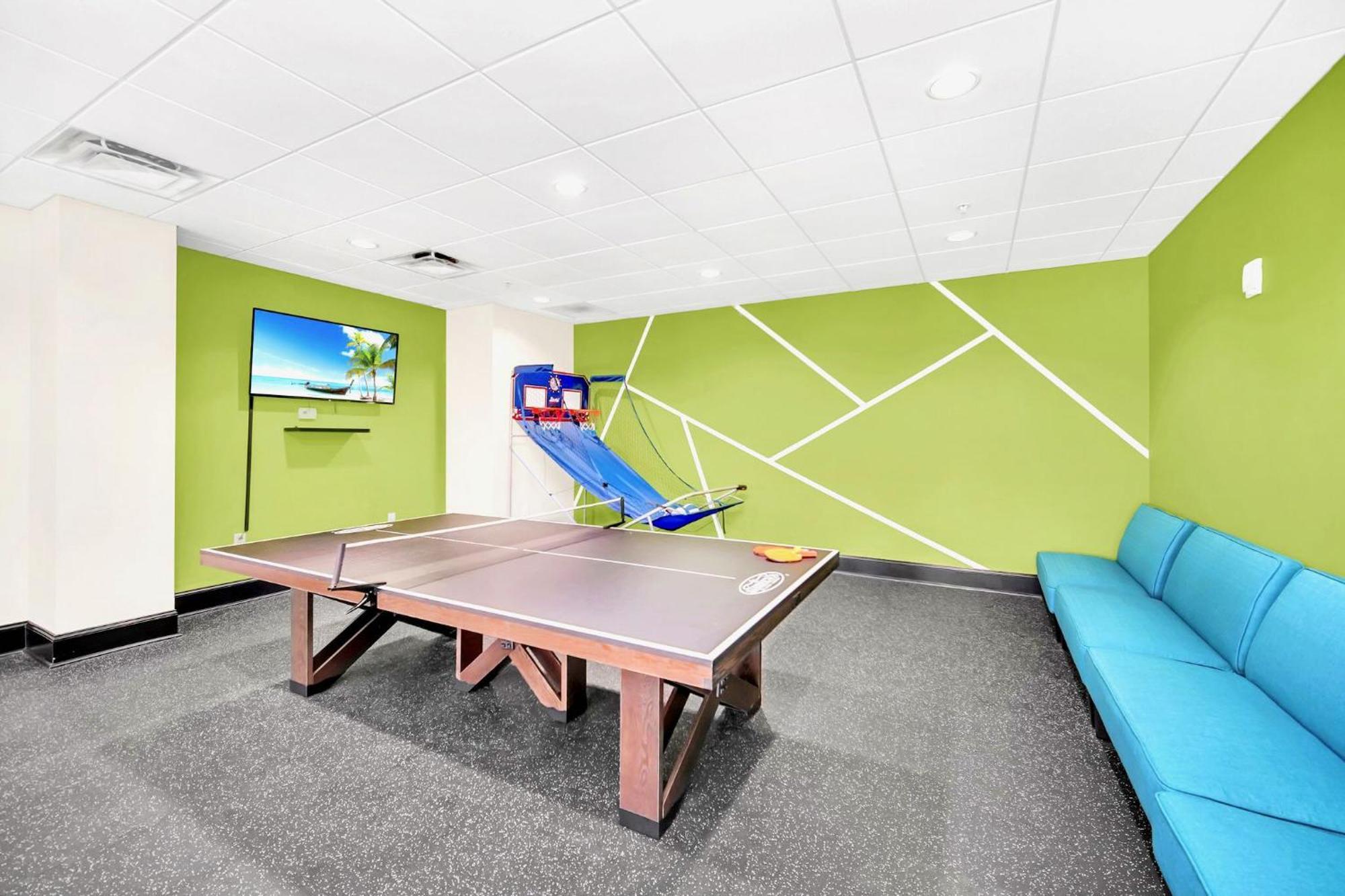 Modern 2Br Condo - Hot Tub And Pool - Near Disney Orlando Bagian luar foto