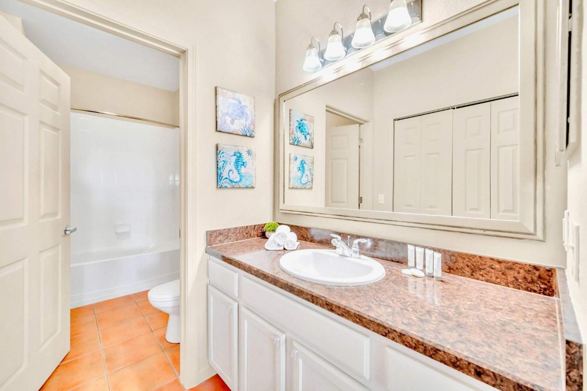 Modern 2Br Condo - Hot Tub And Pool - Near Disney Orlando Bagian luar foto