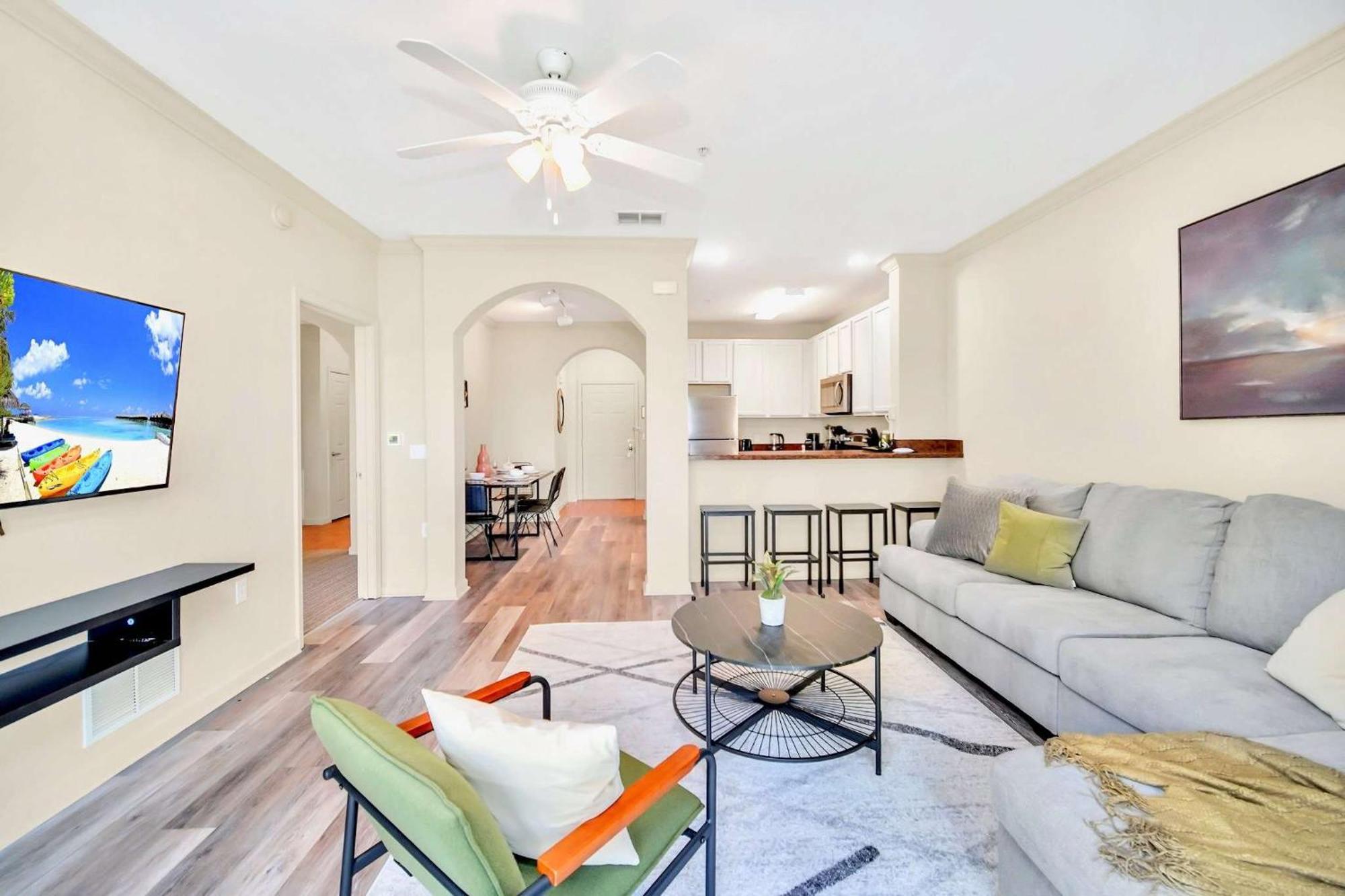 Modern 2Br Condo - Hot Tub And Pool - Near Disney Orlando Bagian luar foto